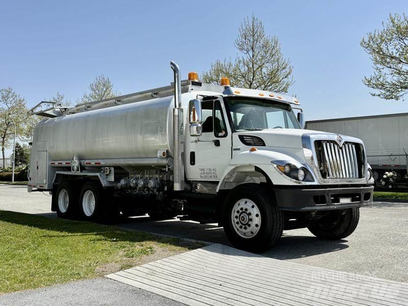 International 7500 Kamioni cisterne