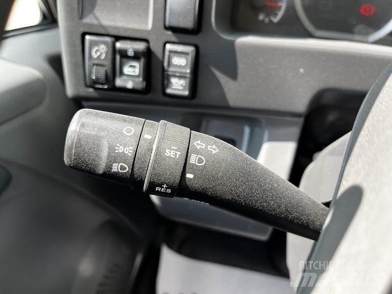 Isuzu NQR Dostavna vozila / kombiji