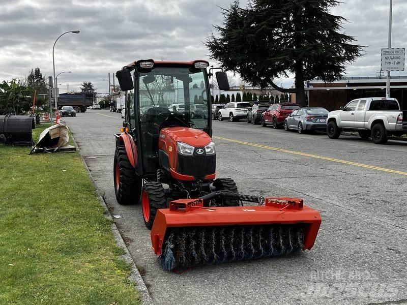 Kubota B2650 Polovni kamioni za čišćenje