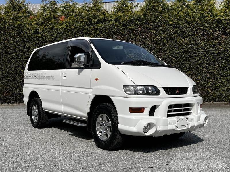 Mitsubishi Delica Automobili