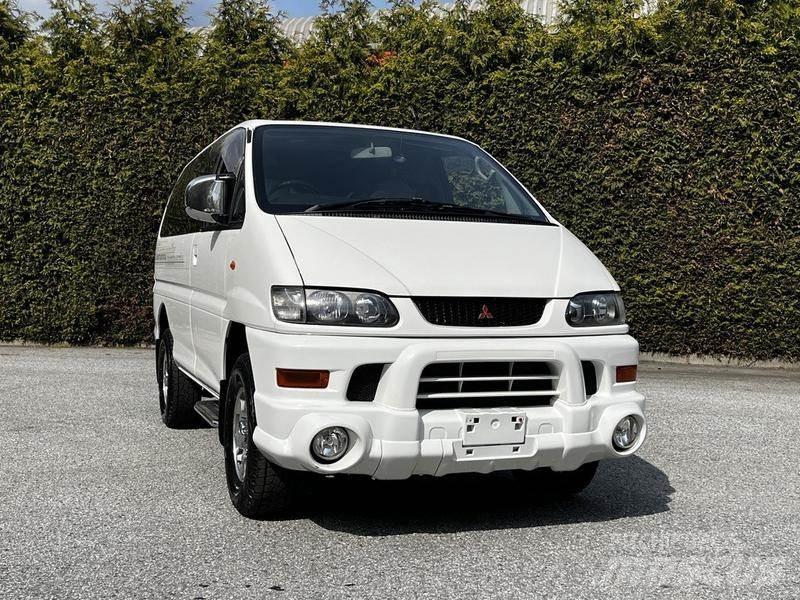 Mitsubishi Delica Automobili