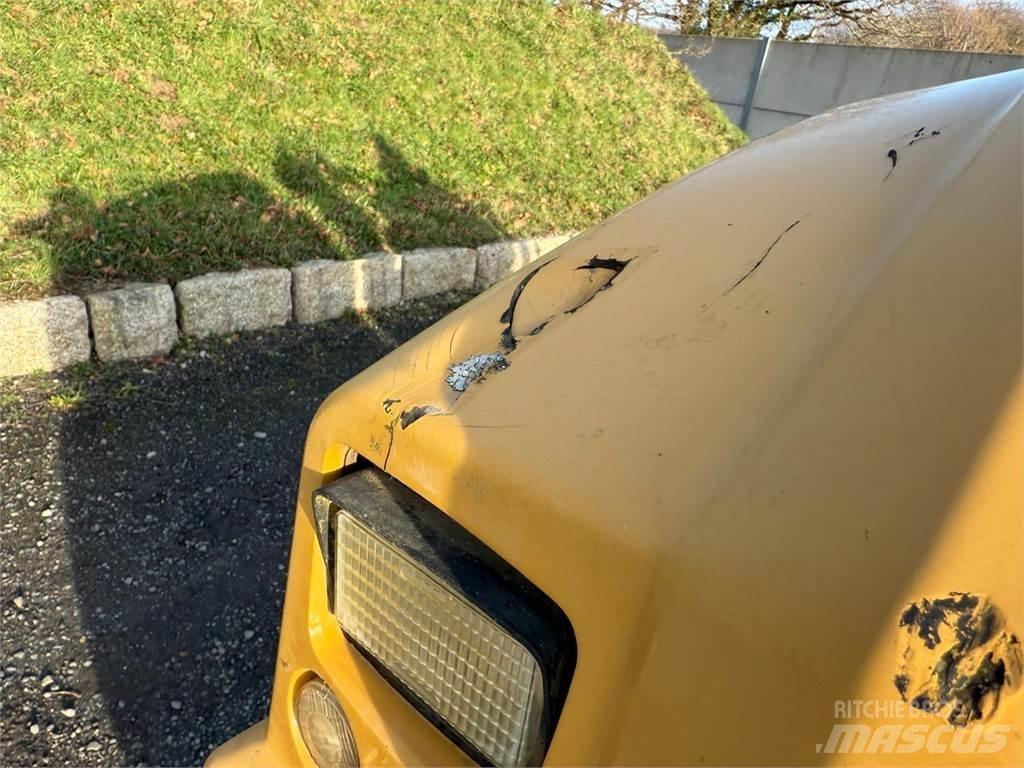 CAT CB24B Valjci sa duplim bubnjem