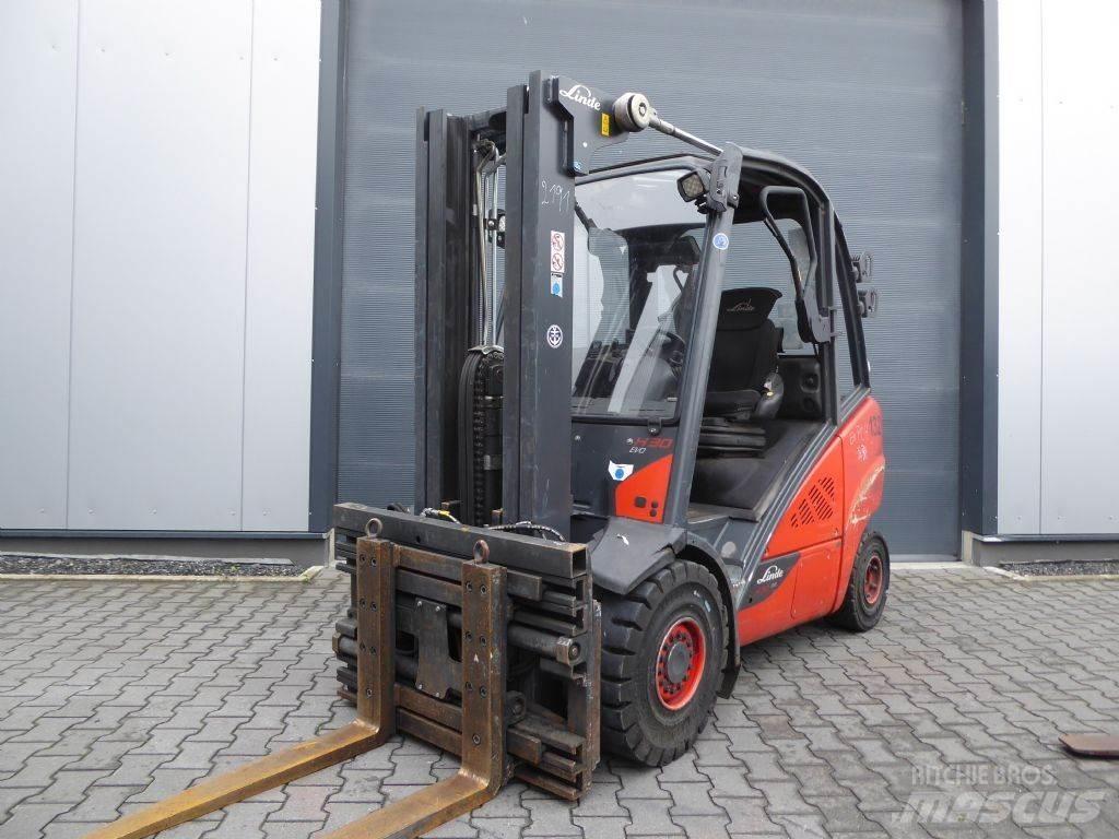 Linde H30D-02 Dizelski viljuškari