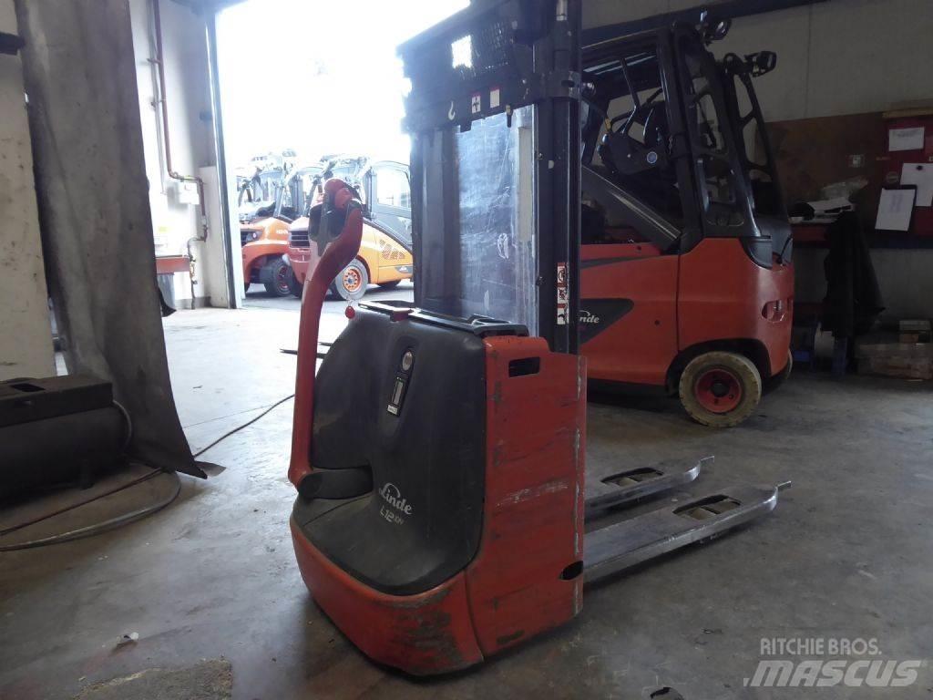 Linde L12L Ručni električni viljuškar