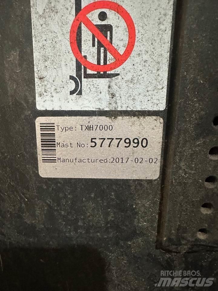 BT RRE 140 Viljuškari sa pomičnim stupom