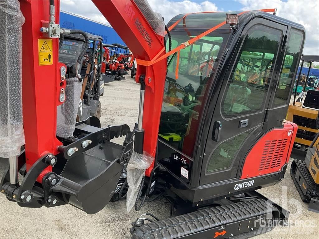 AGT QNT50R Mini bageri < 7t