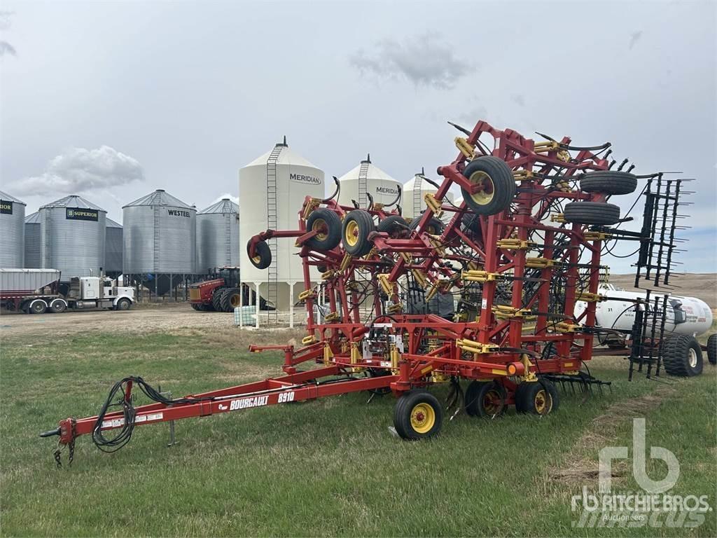 Bourgault 8910 Kultivatori