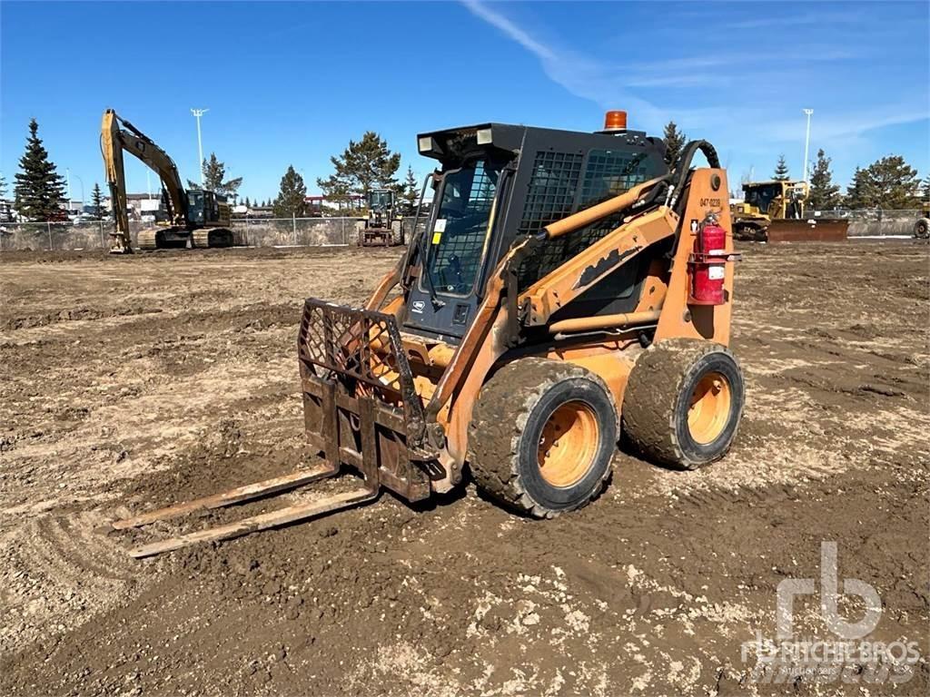 CASE 90XT Skid steer mini utovarivači