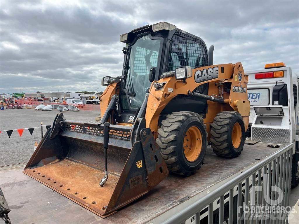 CASE SR250 Skid steer mini utovarivači