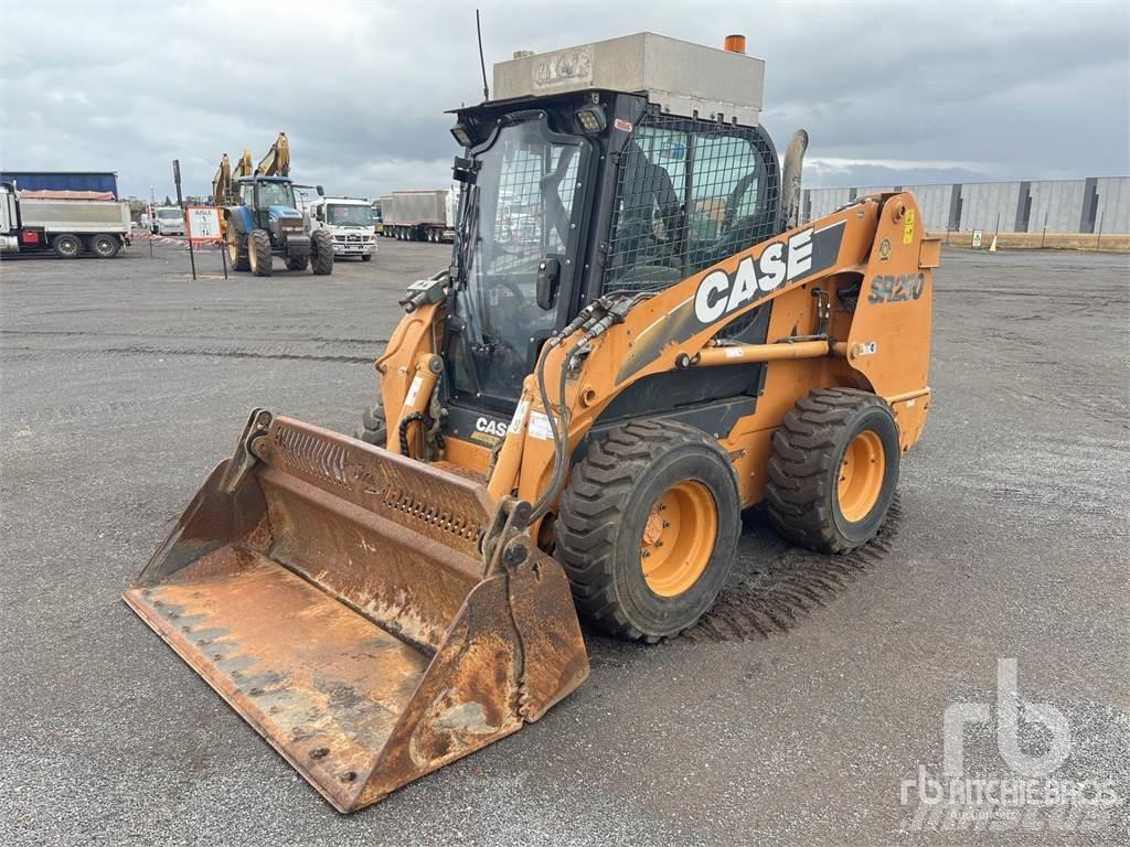 CASE SR250 Skid steer mini utovarivači
