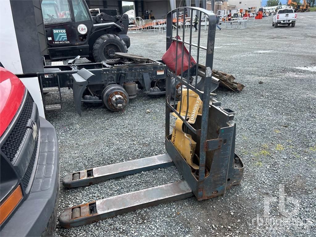 CAT 2WPL4500 Paletni regali