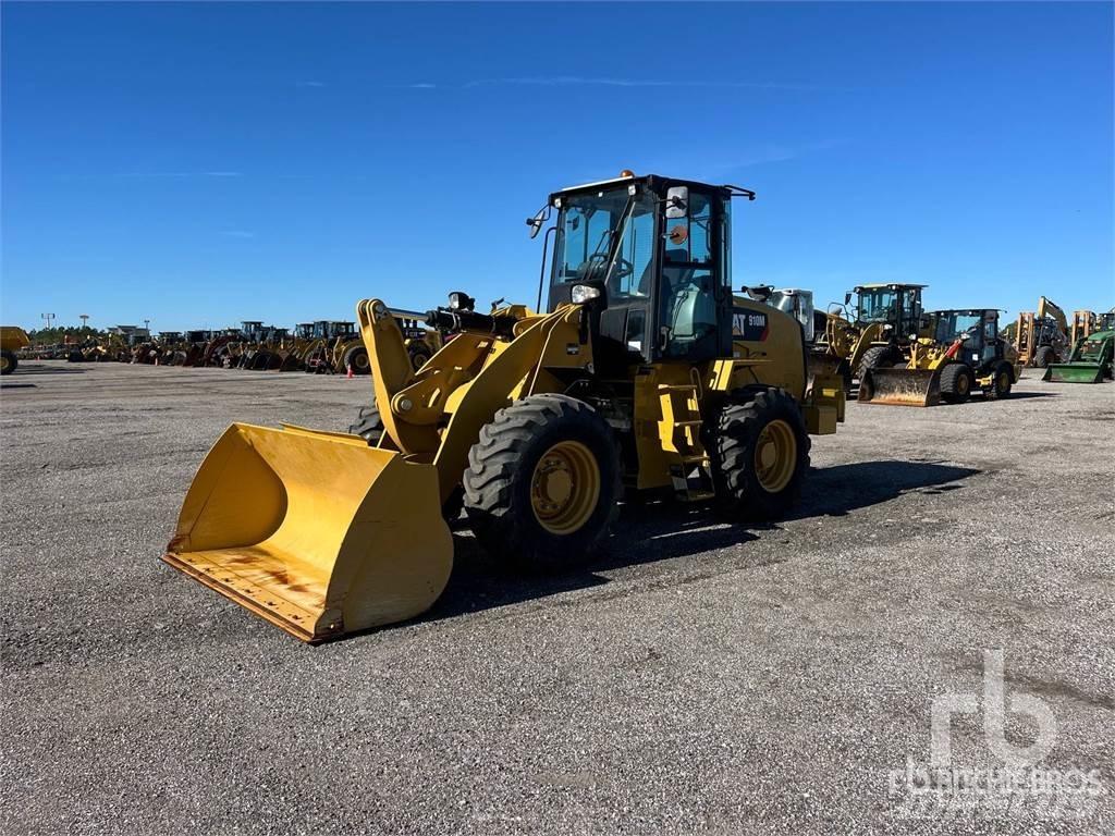 CAT 910M Utovarivači na točkove