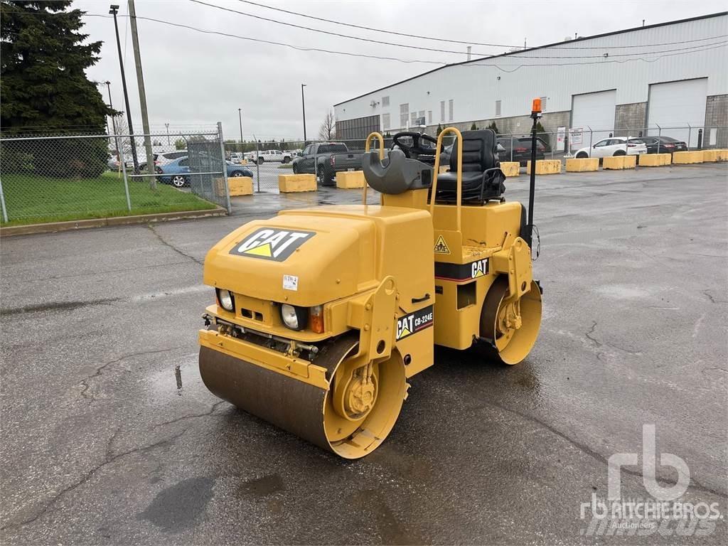 CAT CB-224E Valjci sa duplim bubnjem
