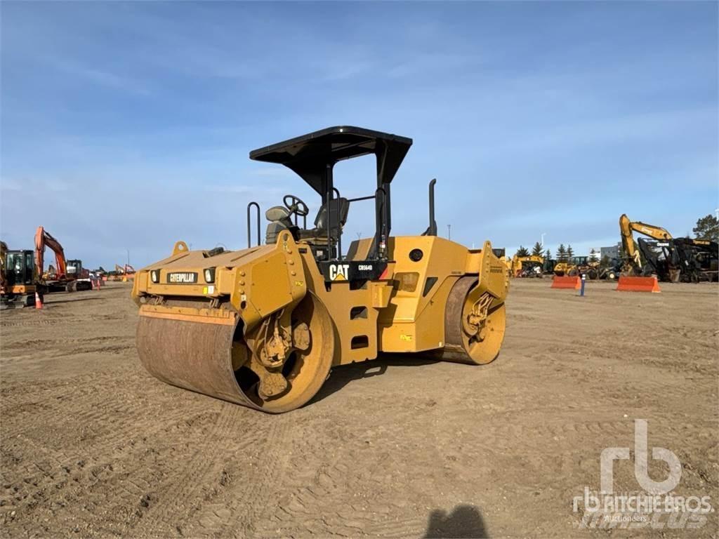 CAT CB564D Valjci sa duplim bubnjem