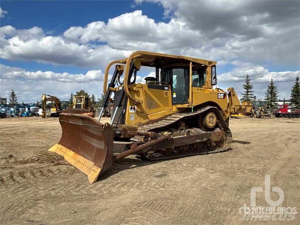 CAT D8T Buldožeri guseničari
