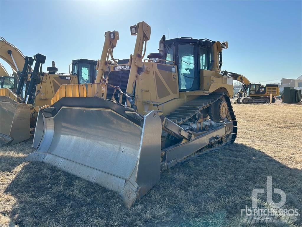 CAT D8T Buldožeri guseničari