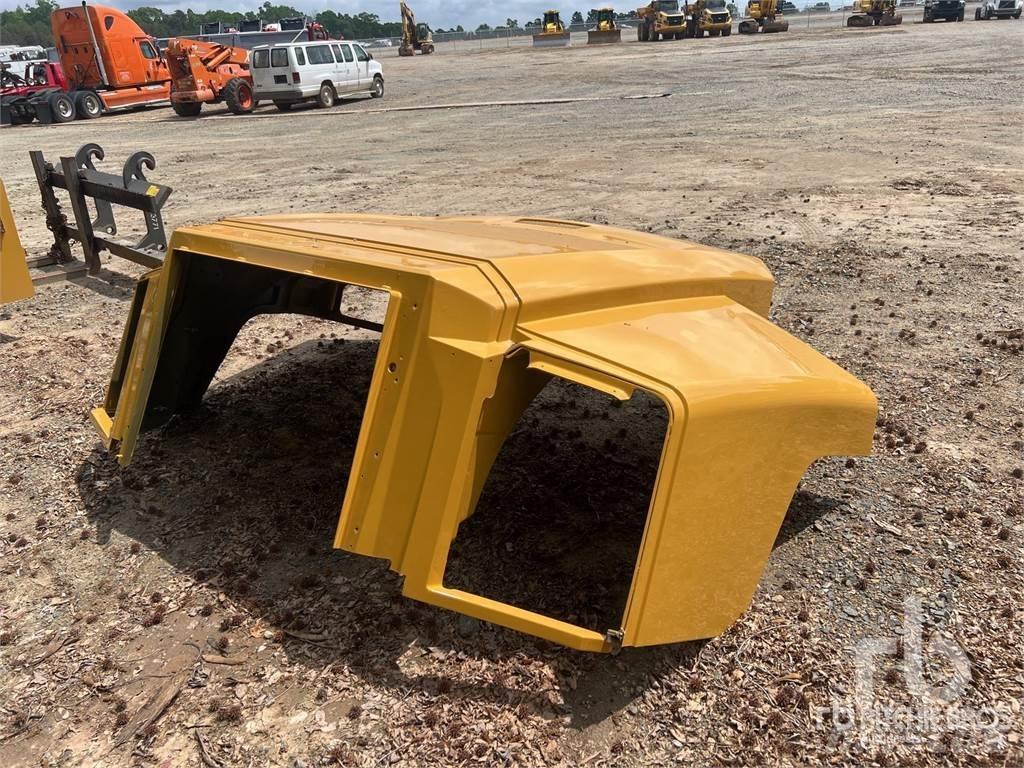 CAT Hood Ostale kargo komponente