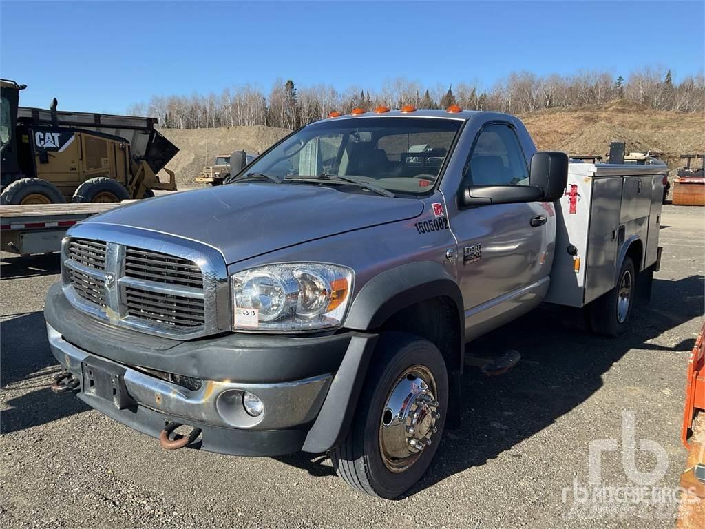 Dodge 4500 Komunalna vozila za opštu namenu