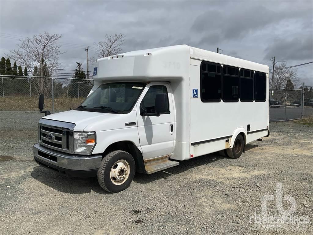Ford E-350 Međugradski autobusi
