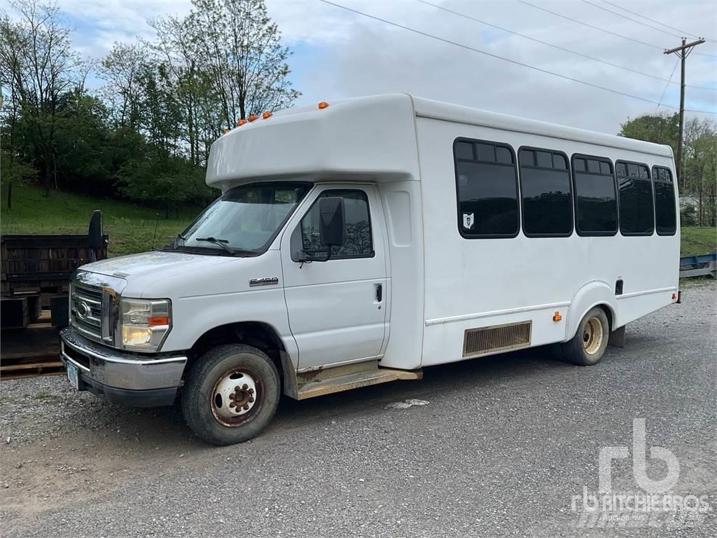 Ford E450 Međugradski autobusi