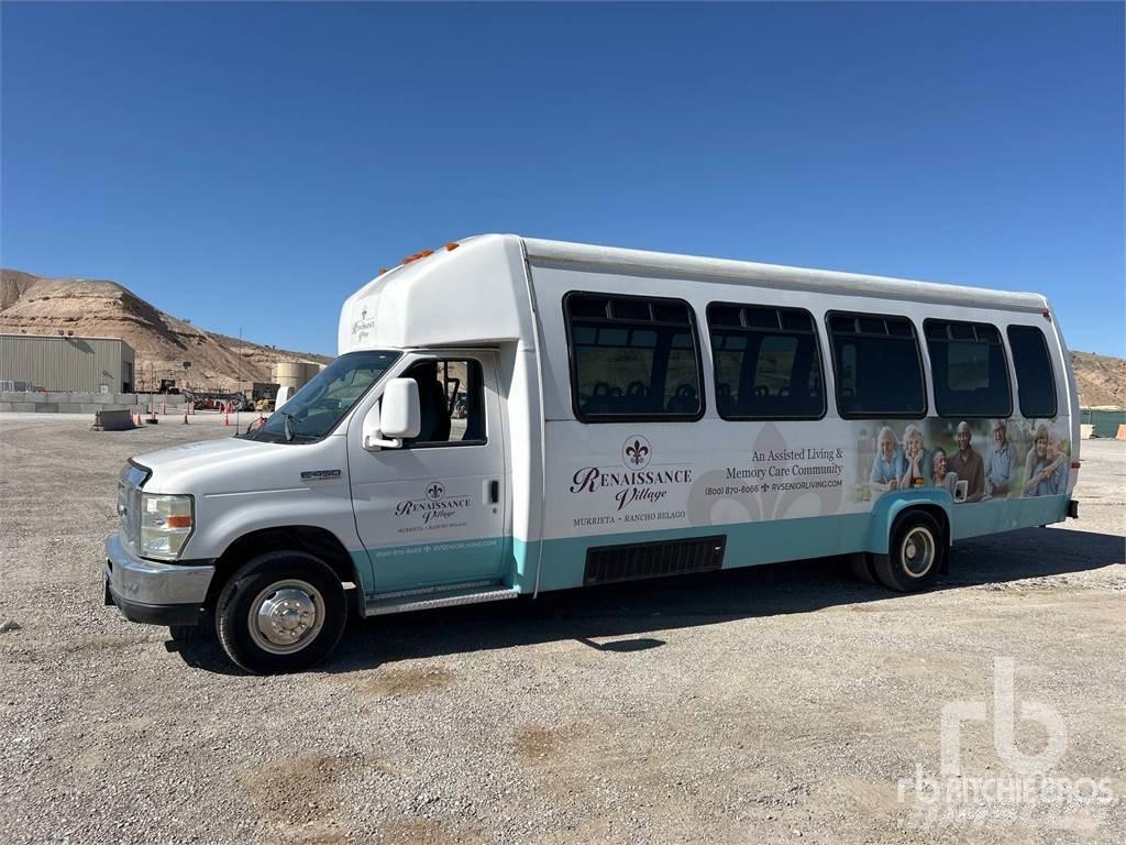 Ford E450 Međugradski autobusi