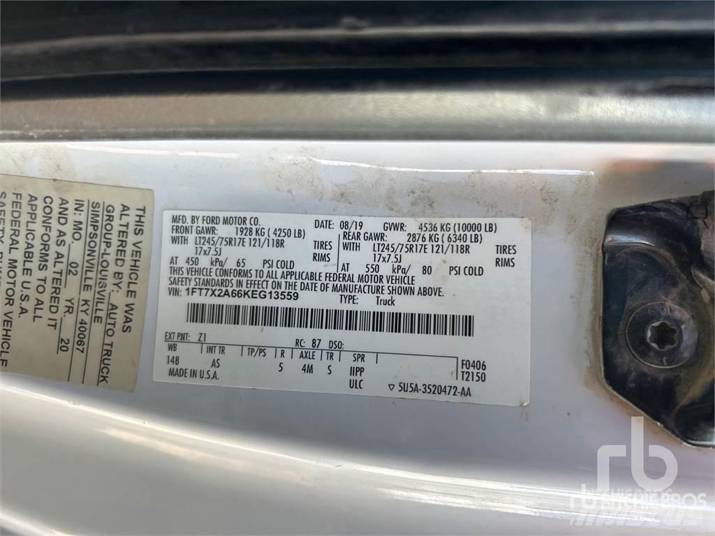 Ford F-250 Pik up kamioni