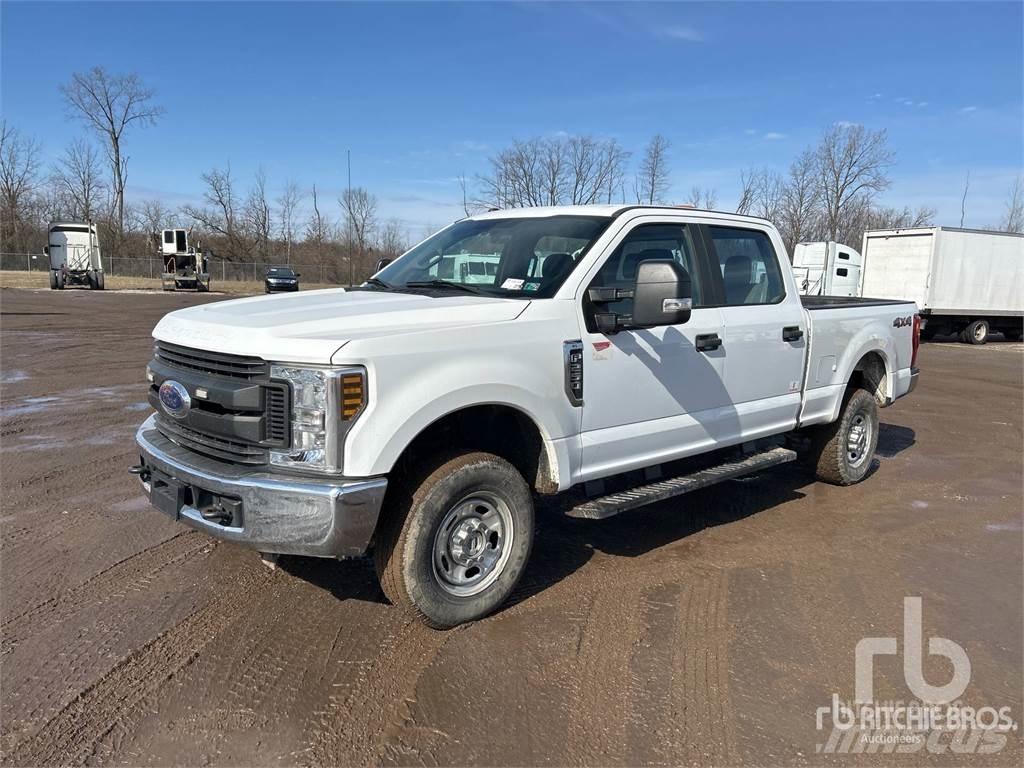 Ford F-250 Pik up kamioni