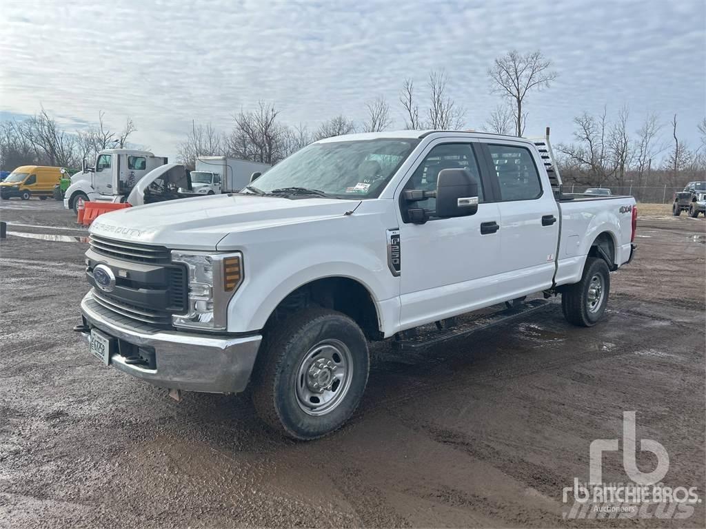Ford F-250 Pik up kamioni