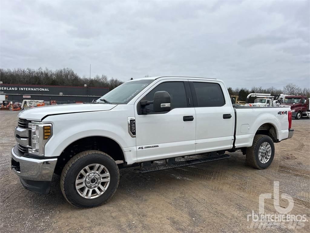 Ford F-250 Pik up kamioni