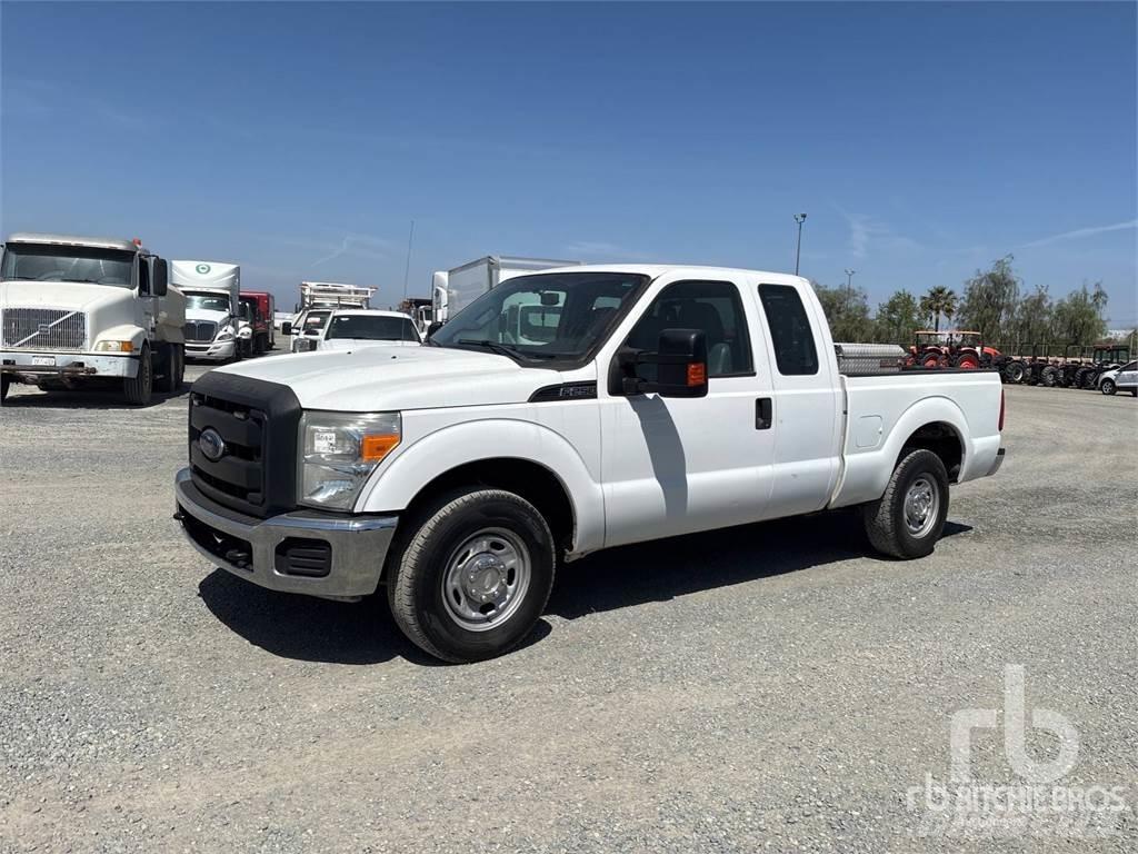 Ford F-250 Pik up kamioni