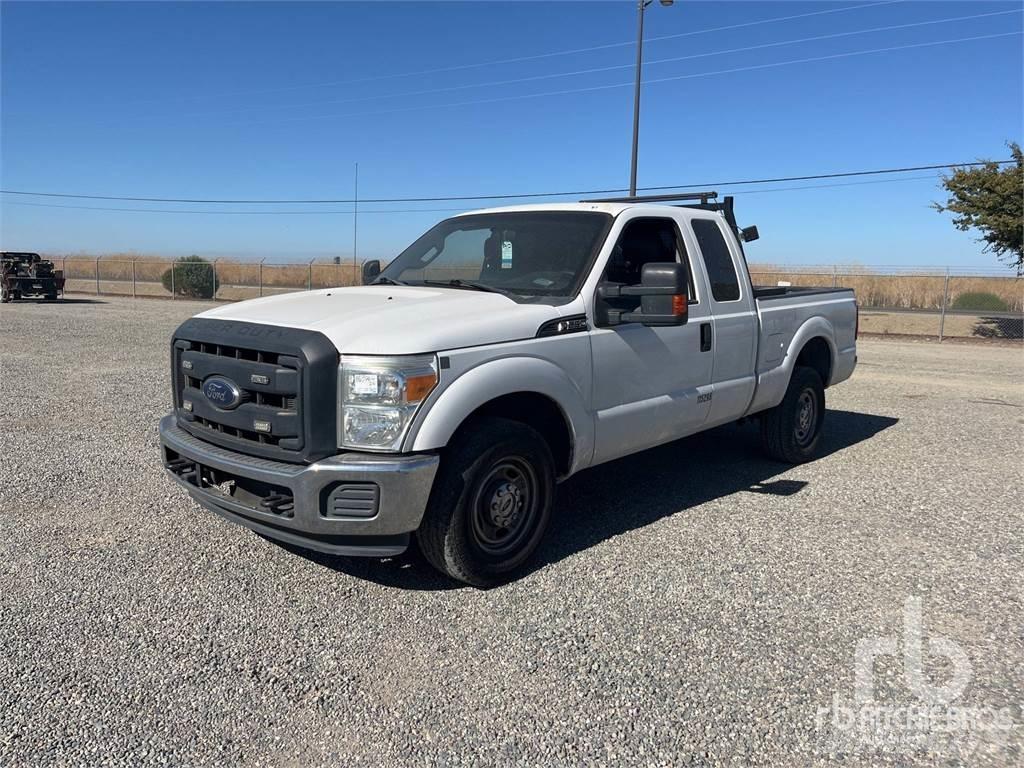 Ford F-250 Pik up kamioni