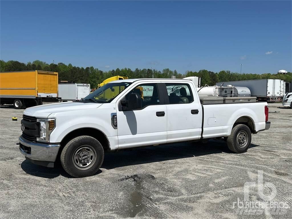 Ford F-250 Pik up kamioni