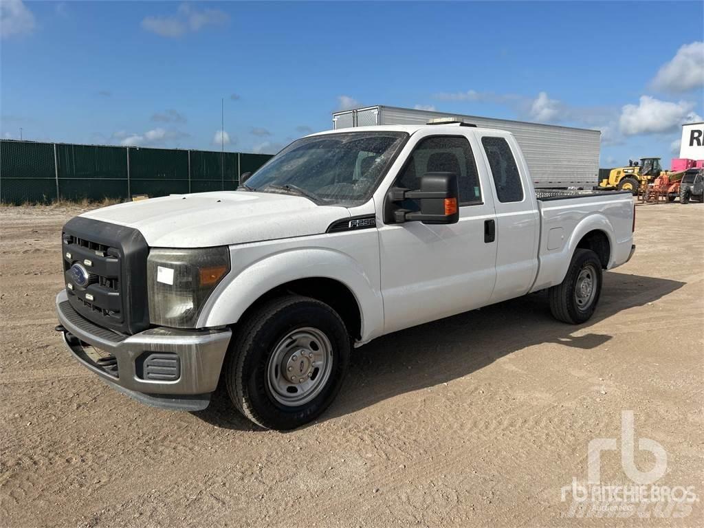 Ford F-250 Pik up kamioni