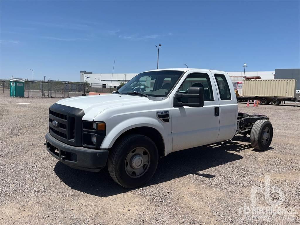 Ford F-250 Pik up kamioni