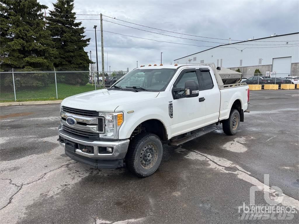 Ford F-350 Pik up kamioni