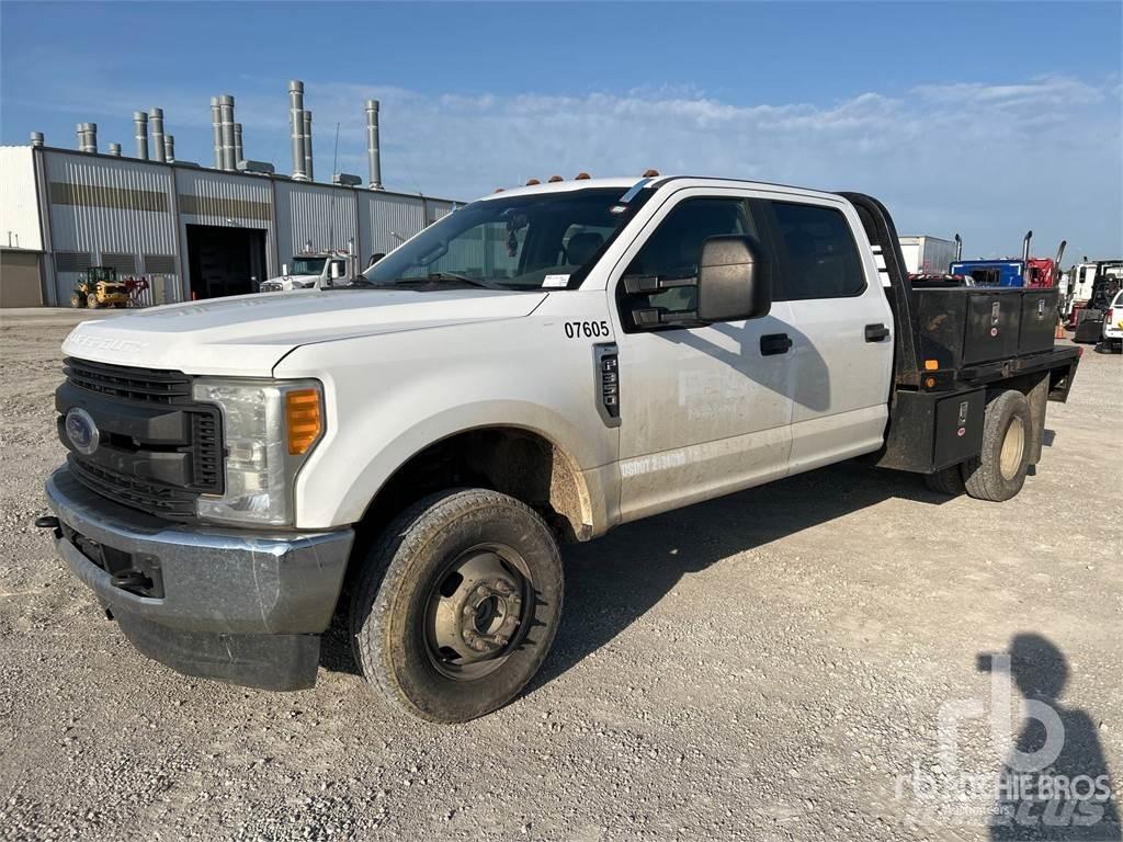 Ford F-350 Komunalna vozila za opštu namenu
