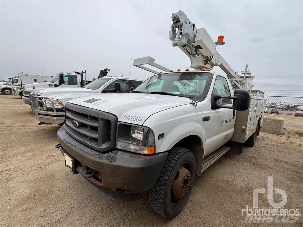 Ford F-450 Vučne prikolice se podiznom košarom