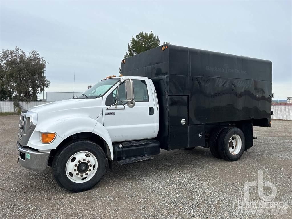 Ford F-750 Kamioni za piljevinu