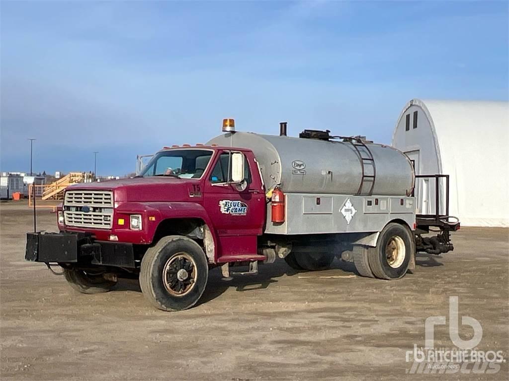 Ford F800 Polovne bitumen prskalice