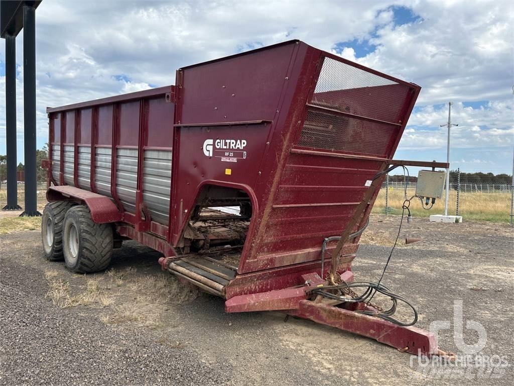 Giltrap RF25 Prikolice za bale