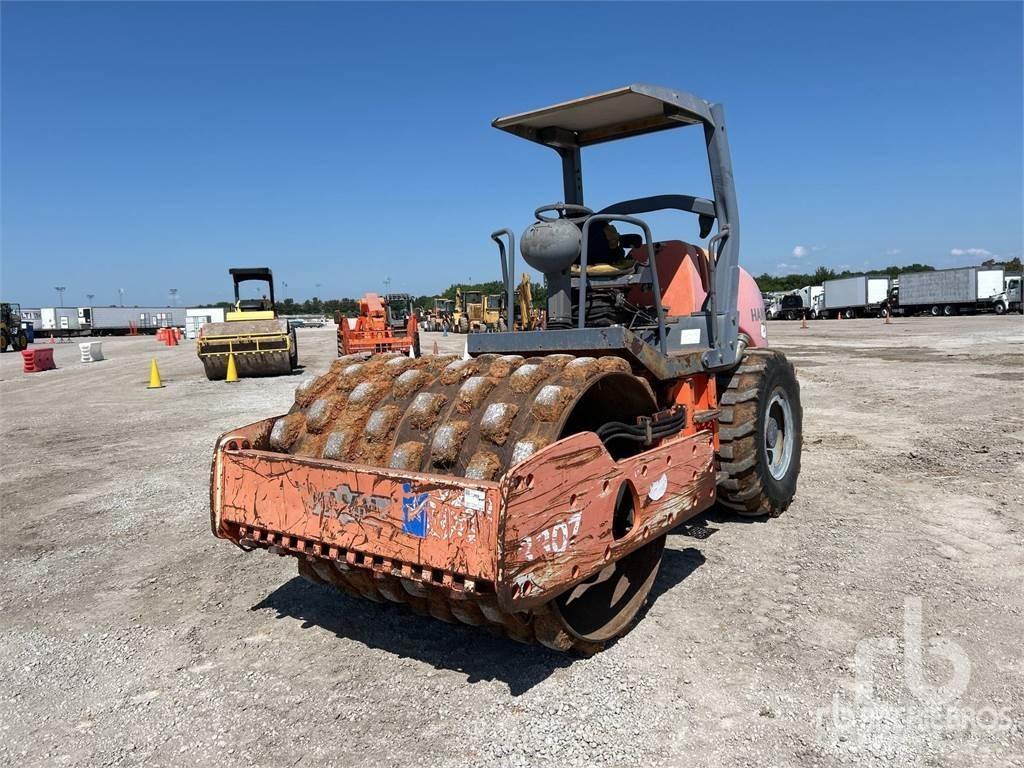 Hamm 3307P Nabijači zemlje