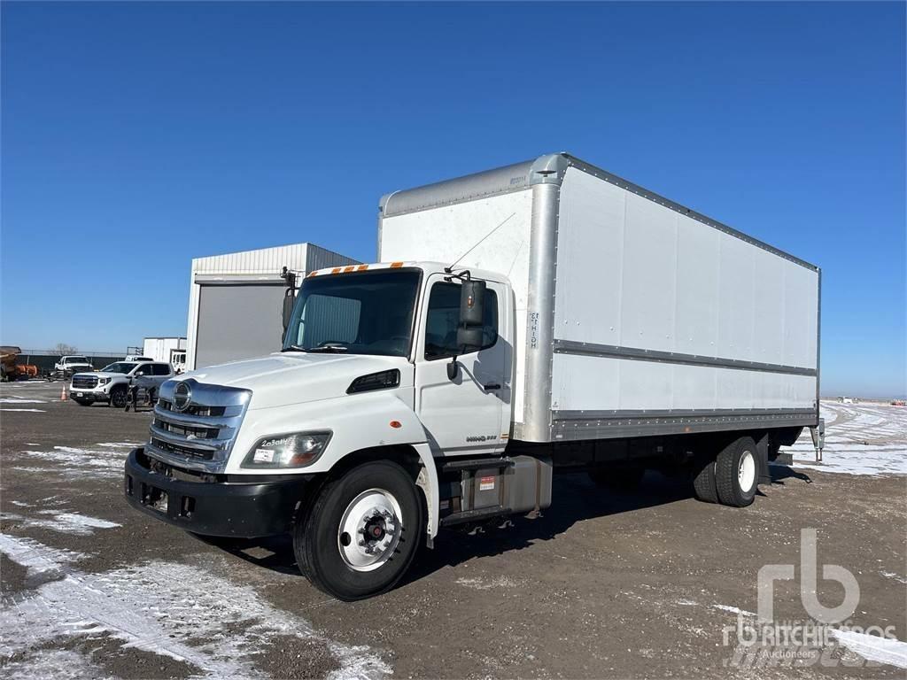Hino 268 Dostavna vozila / kombiji