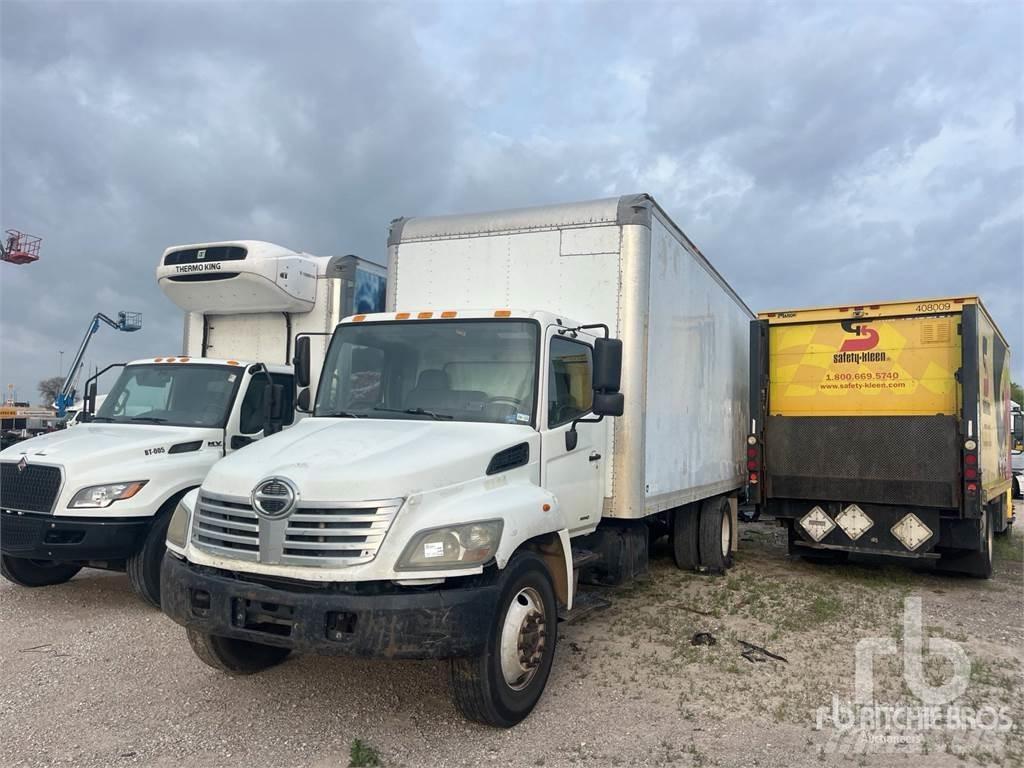 Hino 268 Dostavna vozila / kombiji