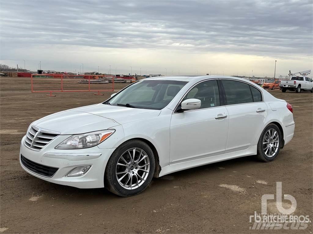 Hyundai GENESIS Automobili