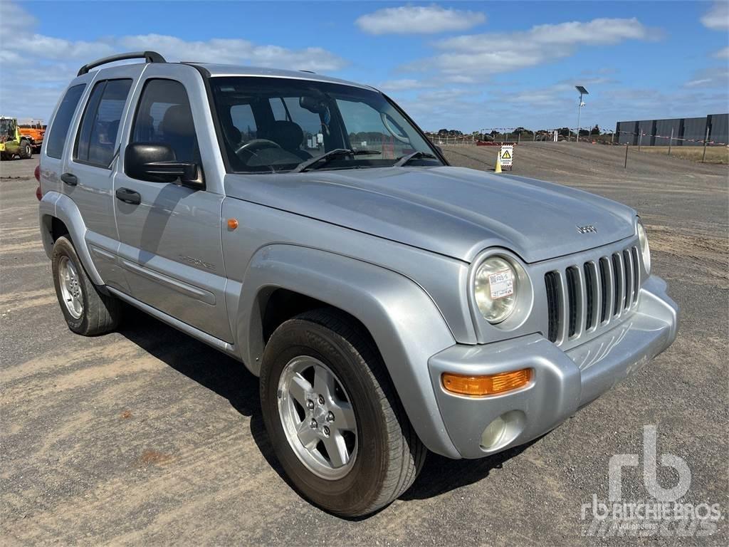 Jeep CHEROKEE Automobili