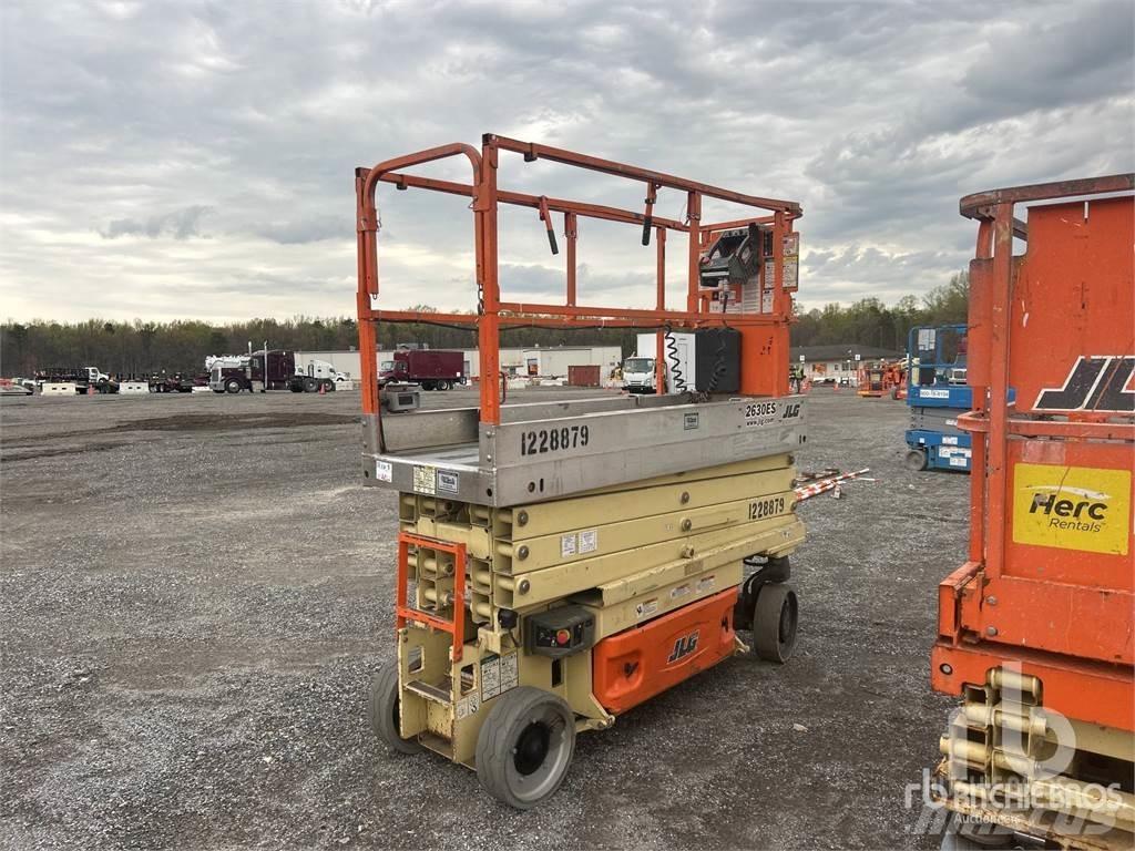 JLG 2630ES Makazaste platforme