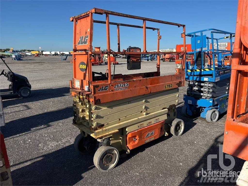 JLG 2632ES Makazaste platforme