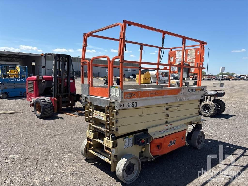 JLG 3246ES Makazaste platforme
