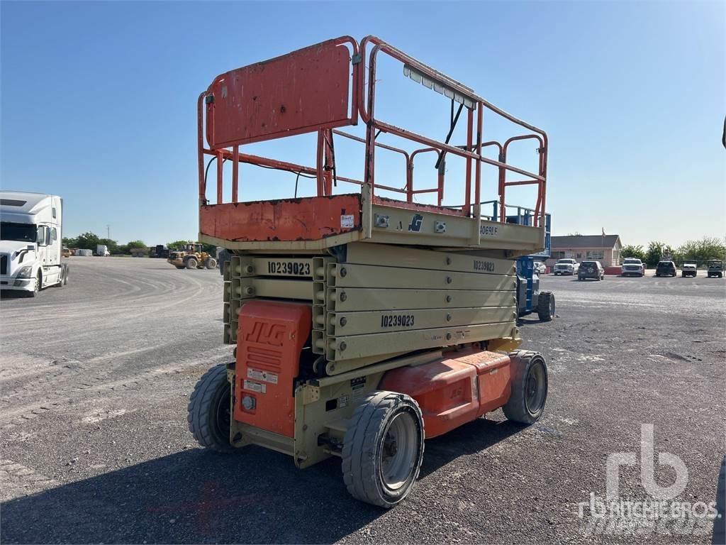 JLG 4069LE Makazaste platforme