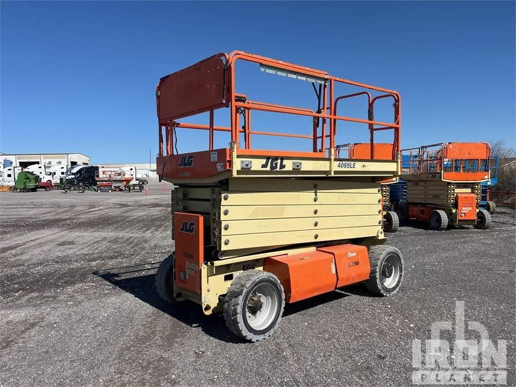 JLG 4069LE Makazaste platforme